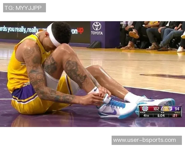 弗兰克谈小卡伤情揭示脚踝问题背后的复杂性与脚部损伤情况 弗兰克谈小卡伤情揭示脚踝问题背后的复杂性与脚部损伤情况